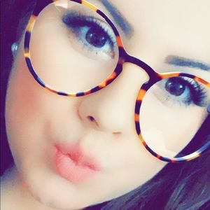 Meet your Posher, Carina